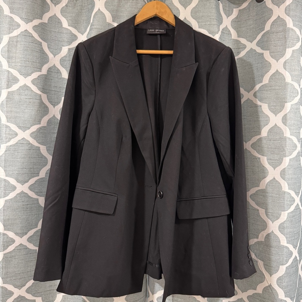Lane Bryant women’s black dress suit blazer. Size 22
